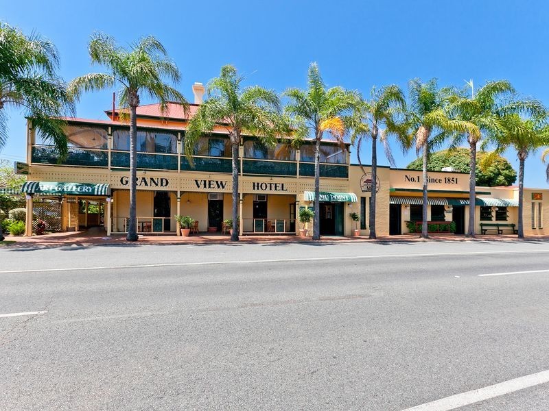 223 Shore Street North, Cleveland QLD 4163