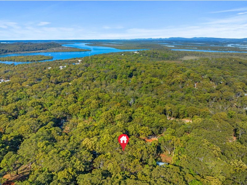 2 Wentworth Parade, Russell Island QLD 4184