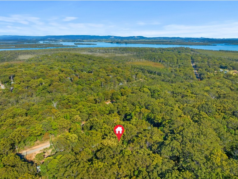 2 Wentworth Parade, Russell Island QLD 4184