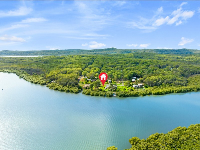 134 Palm Beach Road, Russell Island QLD 4184