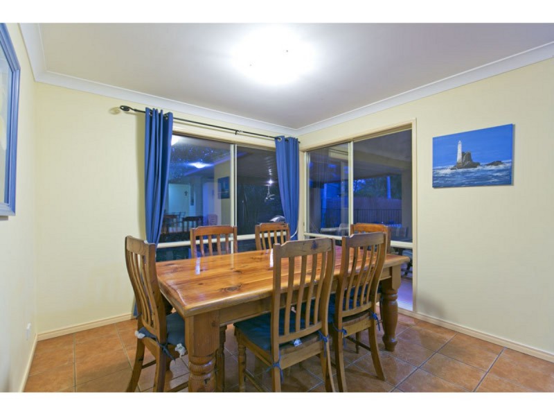 1 Cedarview Place, Wellington Point QLD 4160