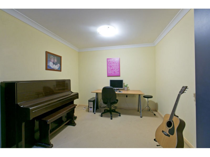 1 Cedarview Place, Wellington Point QLD 4160
