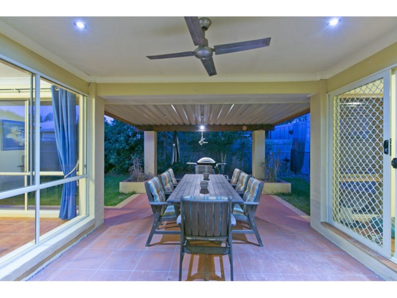 1 Cedarview Place, Wellington Point QLD 4160