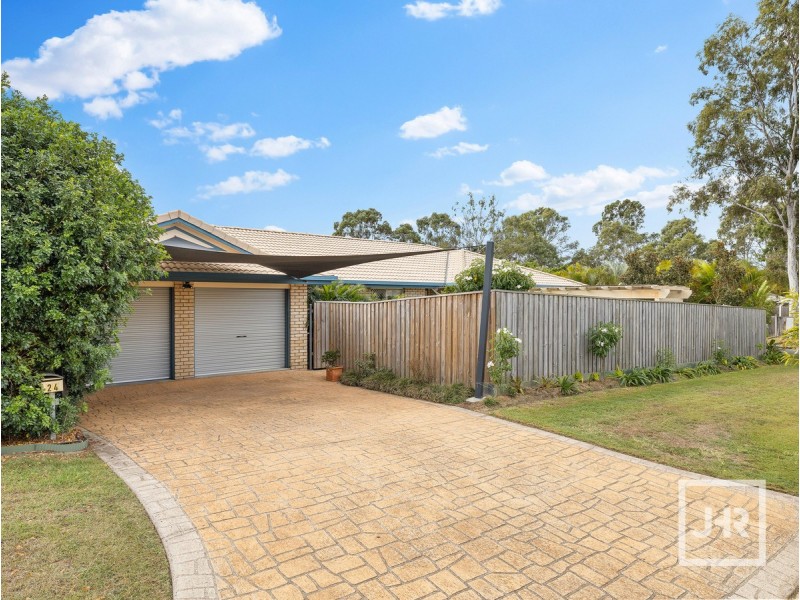 24 Hinckley Street, Manly West QLD 4179