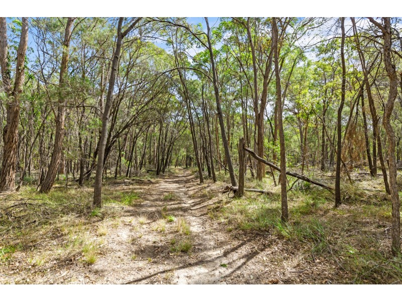 551 Redland Bay Road, Capalaba QLD 4157