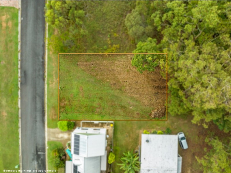 112 Channel Street, Russell Island QLD 4184