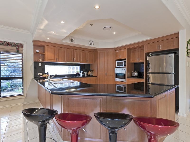 11 White Fig Place, Thornlands QLD 4164