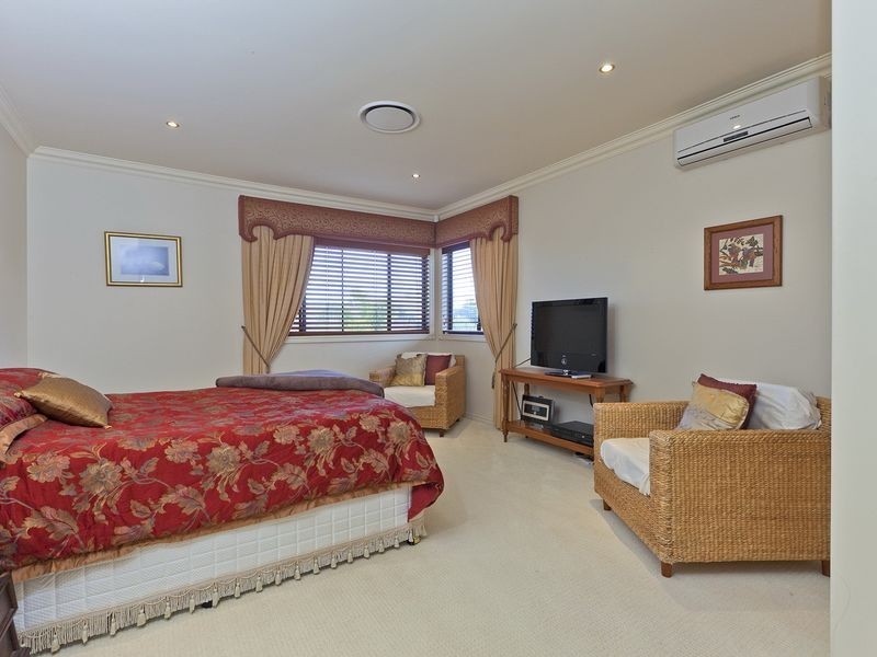 11 White Fig Place, Thornlands QLD 4164