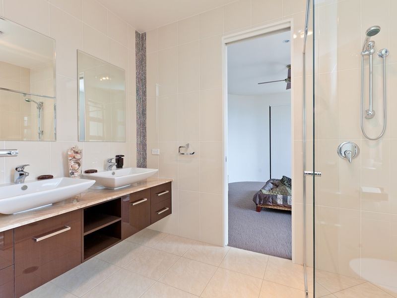 6a Sentinel Court, Raby Bay QLD 4163