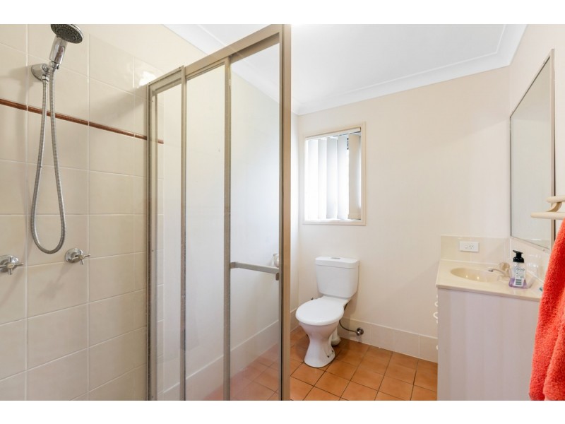 9 Roger Court, Redland Bay QLD 4165