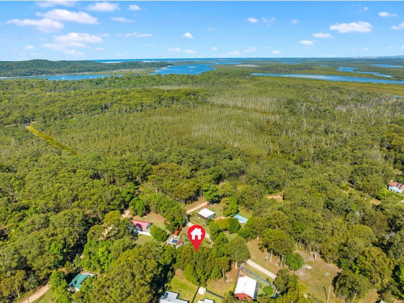 47 Lagoon Road, Russell Island QLD 4184