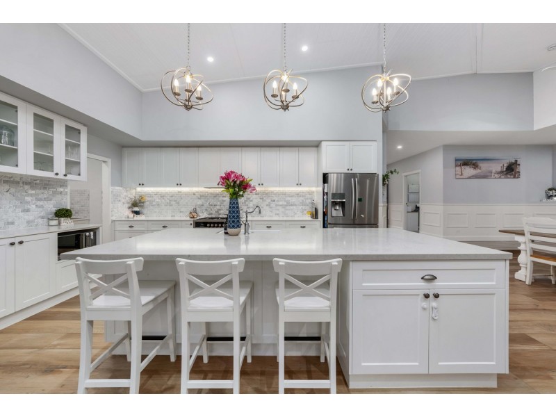 18 Hereford Close, Kingsholme QLD 4208