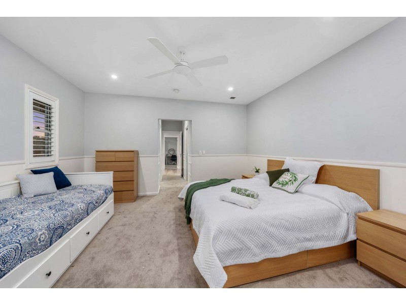 18 Hereford Close, Kingsholme QLD 4208