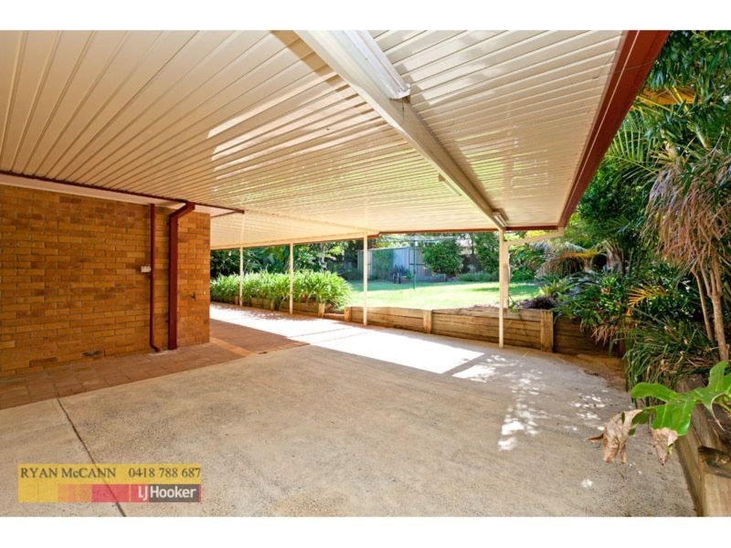 33 Montgomery Drive, Wellington Point QLD 4160