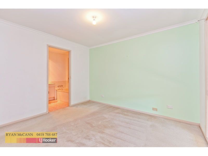 33 Montgomery Drive, Wellington Point QLD 4160