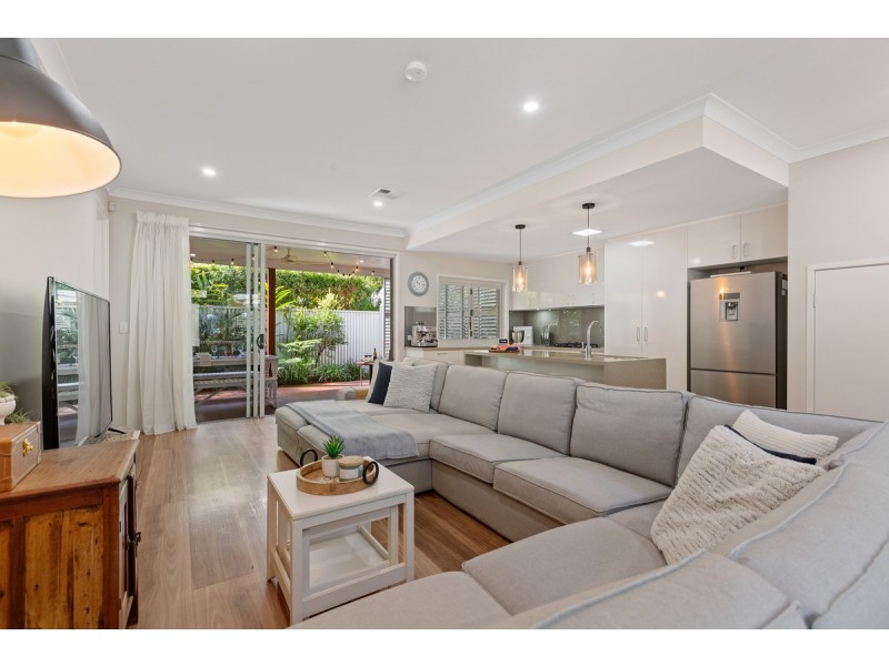 2/100 – 106 Sturgeon Street, Ormiston QLD 4160
