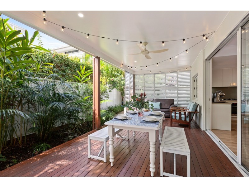 2/100 – 106 Sturgeon Street, Ormiston QLD 4160