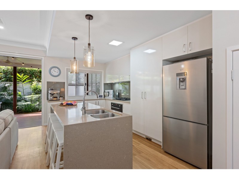 2/100 – 106 Sturgeon Street, Ormiston QLD 4160