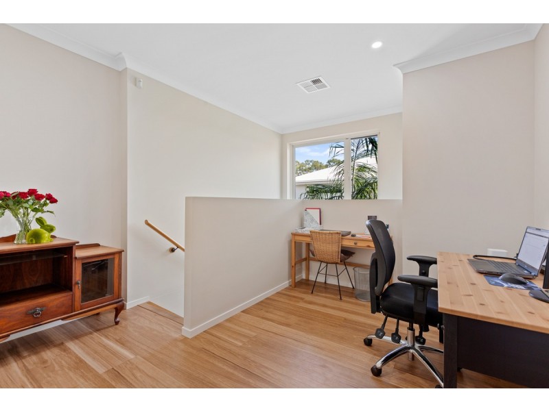 2/100 – 106 Sturgeon Street, Ormiston QLD 4160