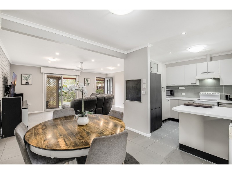 23-27 Chestnut Crescent, Victoria Point QLD 4165
