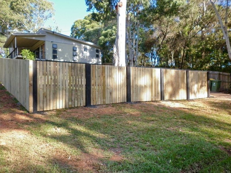 155 Lucas Drive, Lamb Island QLD 4184