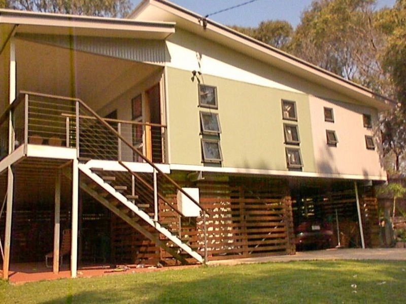 155 Lucas Drive, Lamb Island QLD 4184