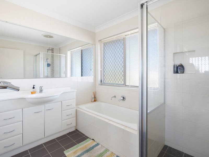 1/4-6 Wattle Street, Victoria Point QLD 4165