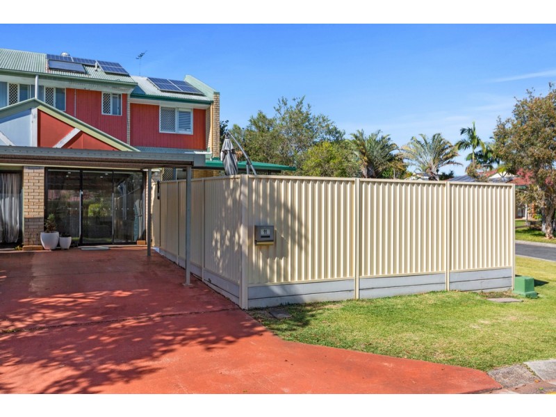 11 Eadie Place, Hemmant QLD 4174