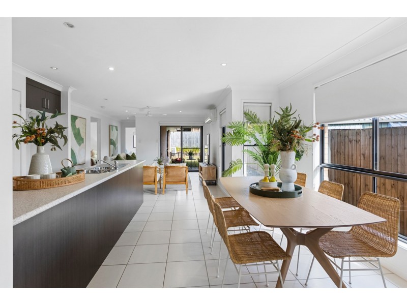 3/9 Pistachio Court, Birkdale QLD 4159