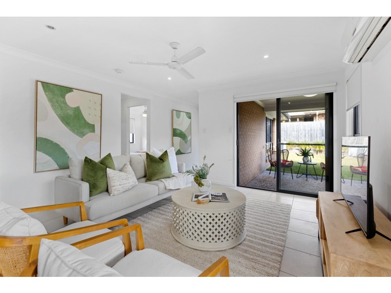 3/9 Pistachio Court, Birkdale QLD 4159