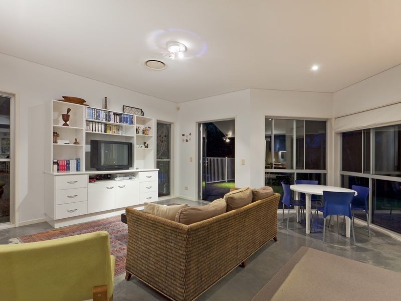 13 Tolson Terrace, Ormiston QLD 4160