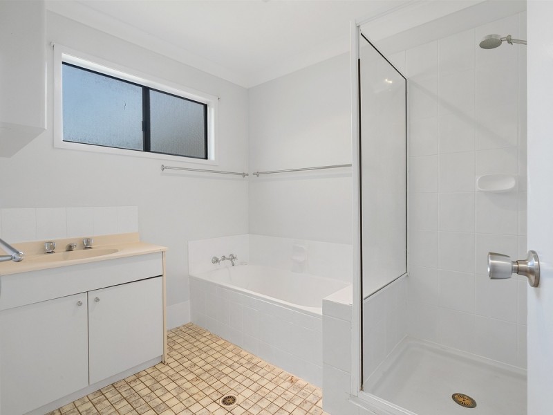 6 Ellis Street, Russell Island QLD 4184