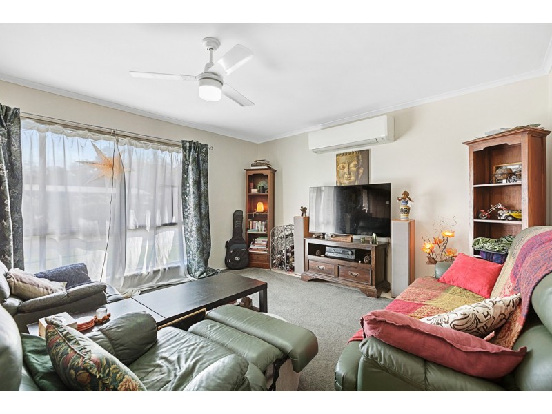 27 Terrier Court, Redland Bay QLD 4165
