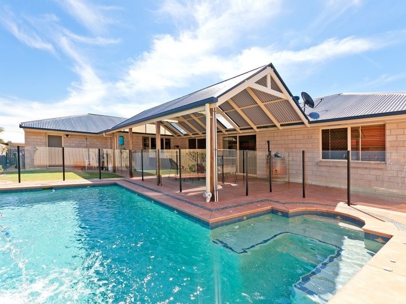 27 King Island Drive (Vaggelas Street), Wellington Point QLD 4160