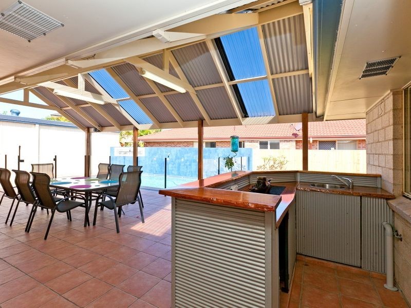 27 King Island Drive (Vaggelas Street), Wellington Point QLD 4160