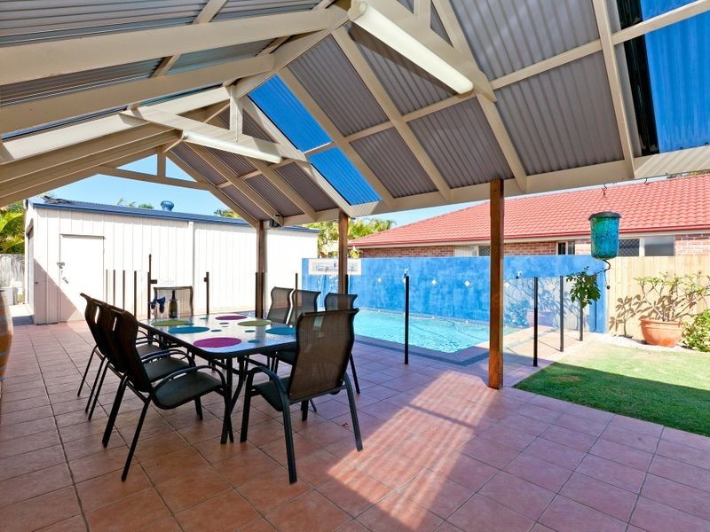 27 King Island Drive (Vaggelas Street), Wellington Point QLD 4160