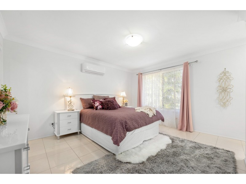 36 Leopard Tree Crescent, Sinnamon Park QLD 4073