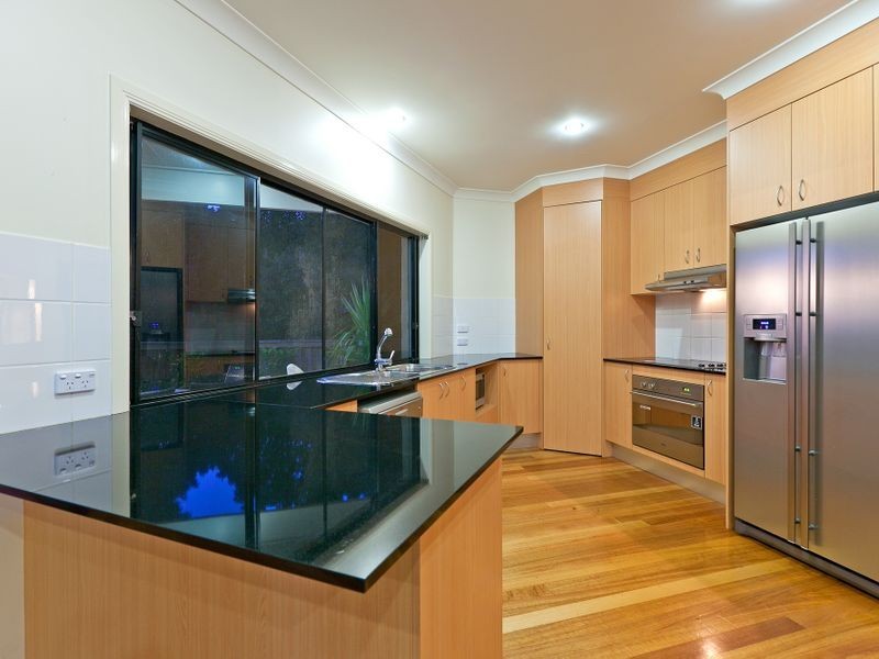 8 Paxton Street, Raby Bay QLD 4163