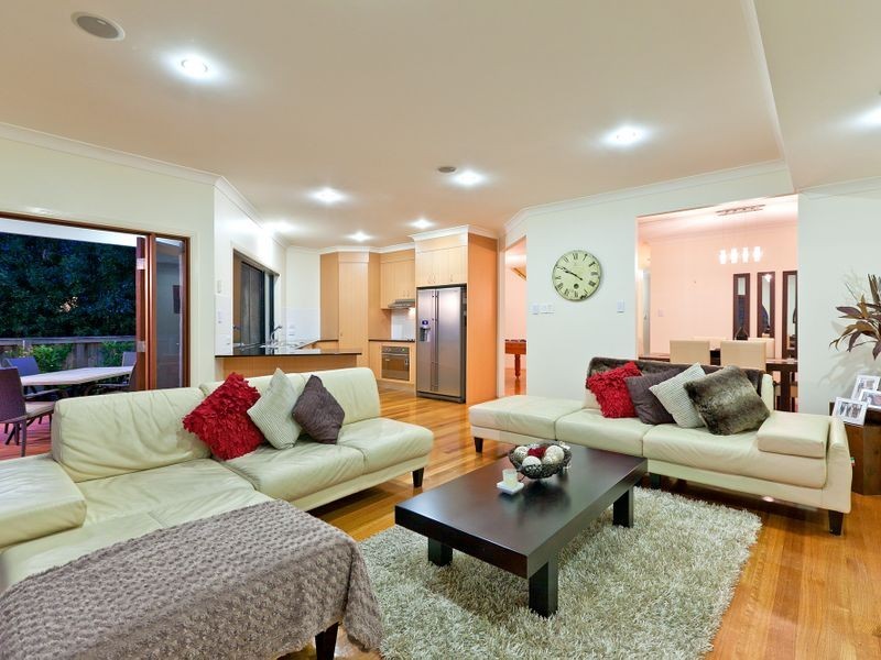 8 Paxton Street, Raby Bay QLD 4163