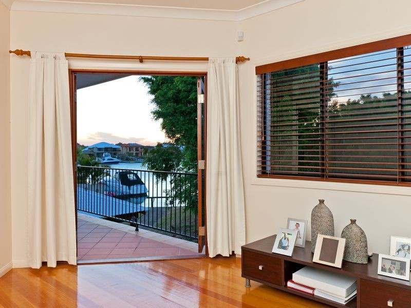 8 Paxton Street, Raby Bay QLD 4163