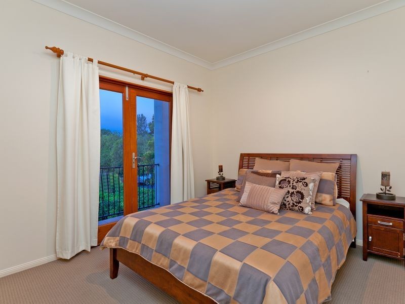 8 Paxton Street, Raby Bay QLD 4163