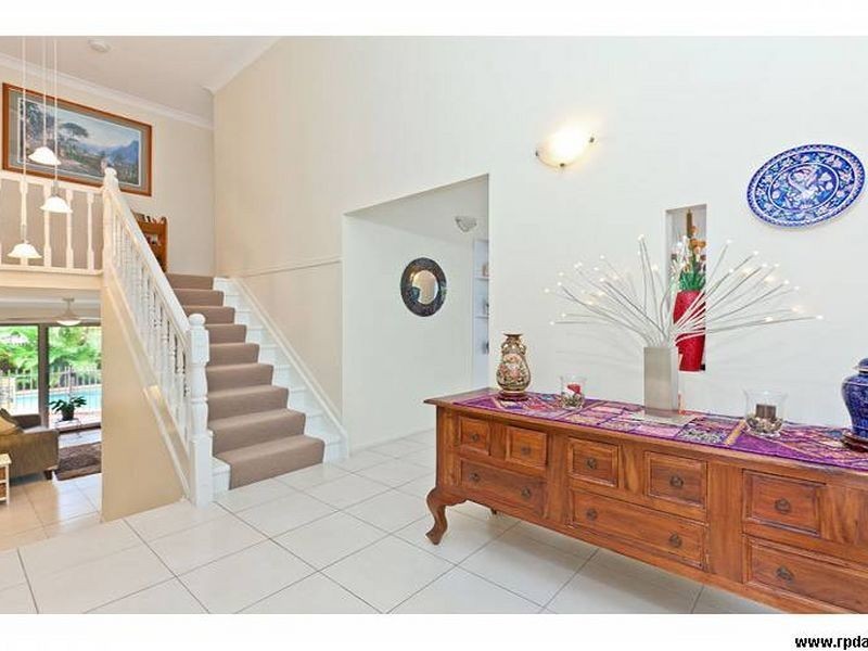 8 Canaipa Court, Victoria Point QLD 4165
