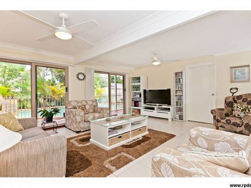 8 Canaipa Court, Victoria Point QLD 4165