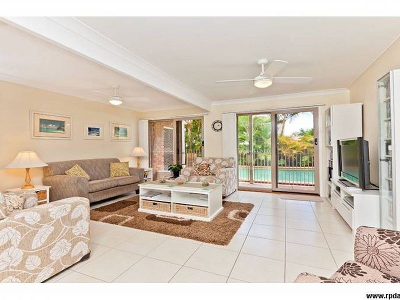 8 Canaipa Court, Victoria Point QLD 4165