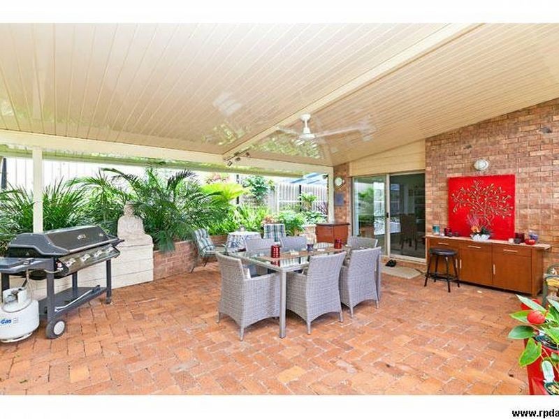8 Canaipa Court, Victoria Point QLD 4165
