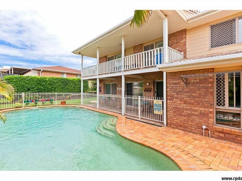 8 Canaipa Court, Victoria Point QLD 4165