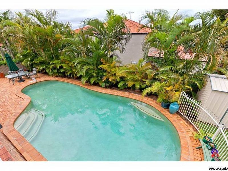 8 Canaipa Court, Victoria Point QLD 4165
