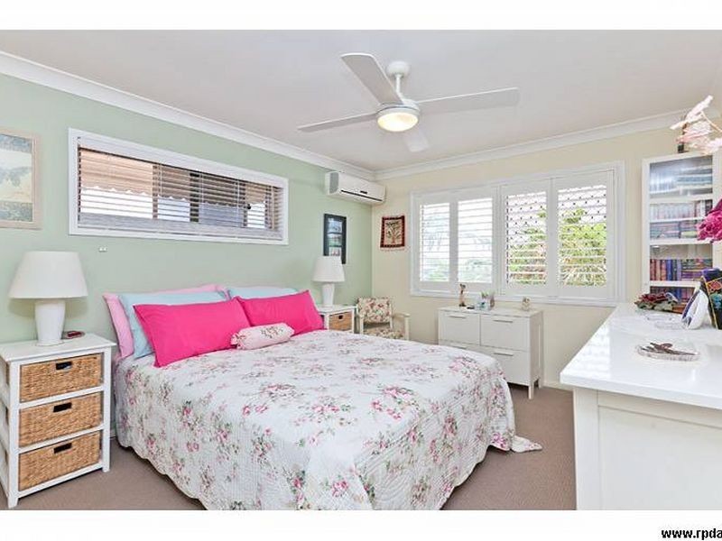8 Canaipa Court, Victoria Point QLD 4165