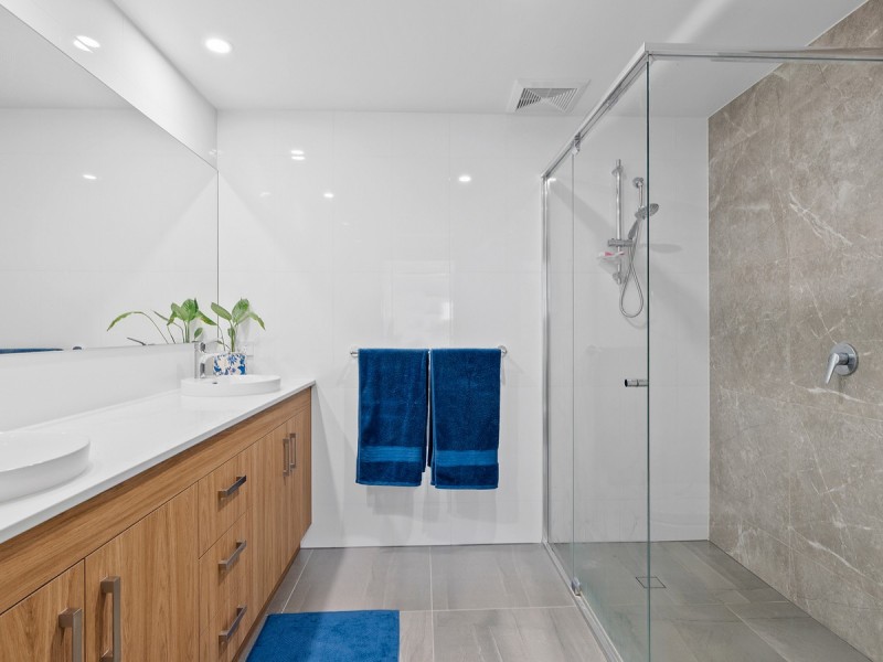 303/152 Middle Street, Cleveland QLD 4163