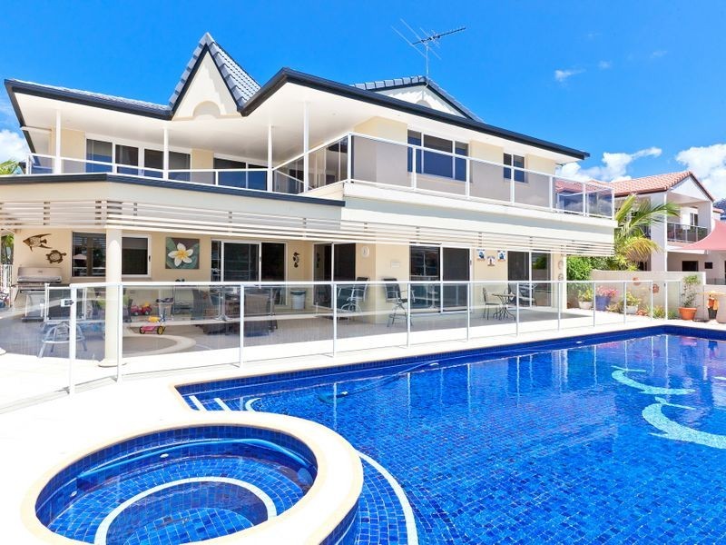 11 Bonaventure Court, Raby Bay QLD 4163